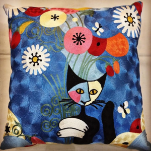 Playful Cat & Floral Art Cushion Cover – Colorful Decorative Throw Pillow Case